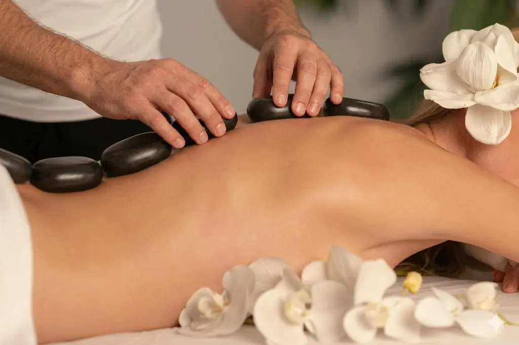 Massage Volcano pierres chaudes